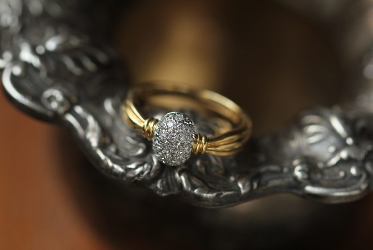 What Does Seta Mean On A Ring