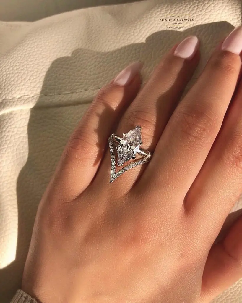 What does Pad 925 mean on a ring?