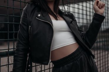 Is Leather Jacket Ok For Business Casual?